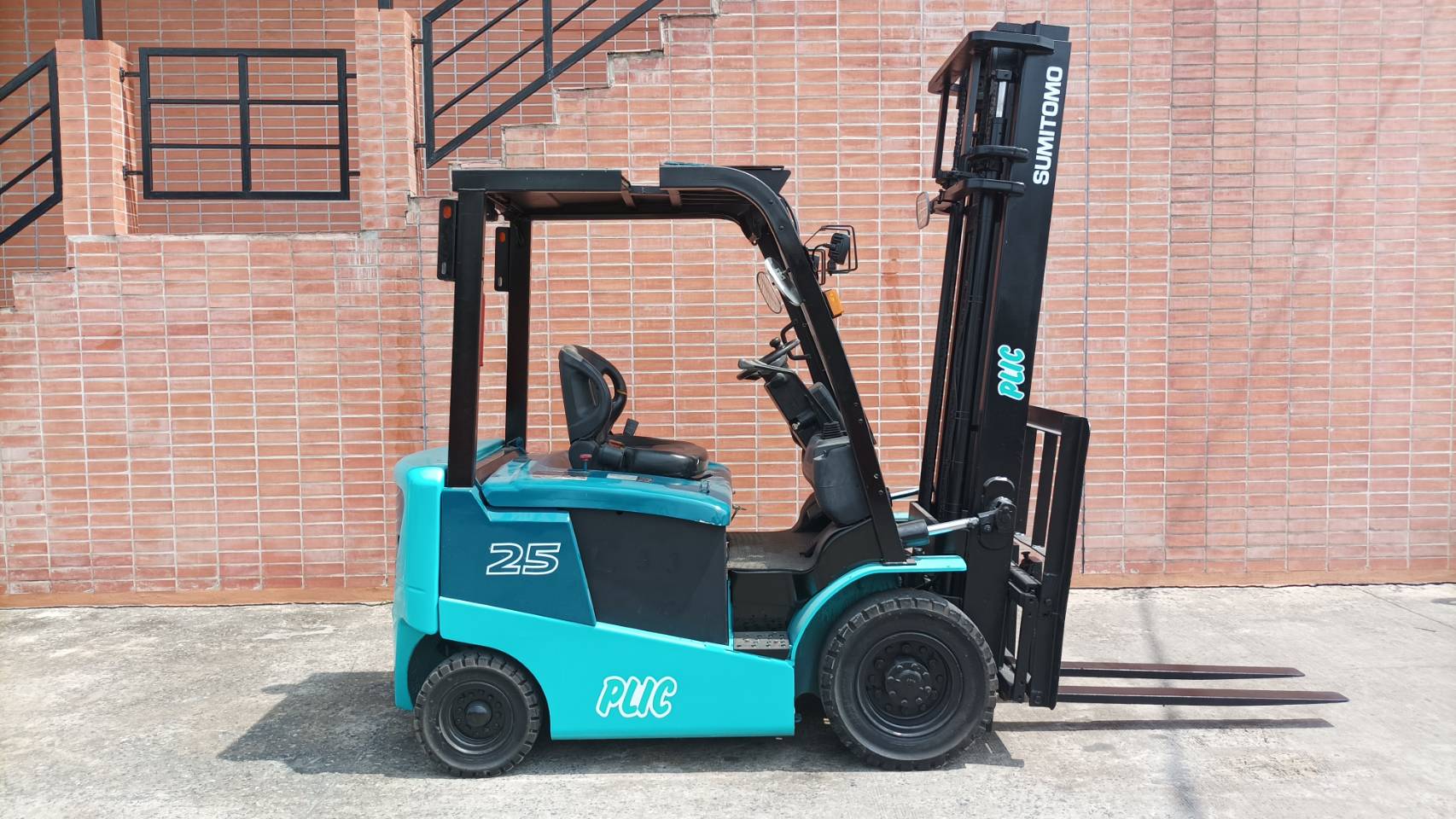 SUMITOMO FORKLIFT COUNTER 8FB25PXIII-V400, ELECTRIC, 2.5