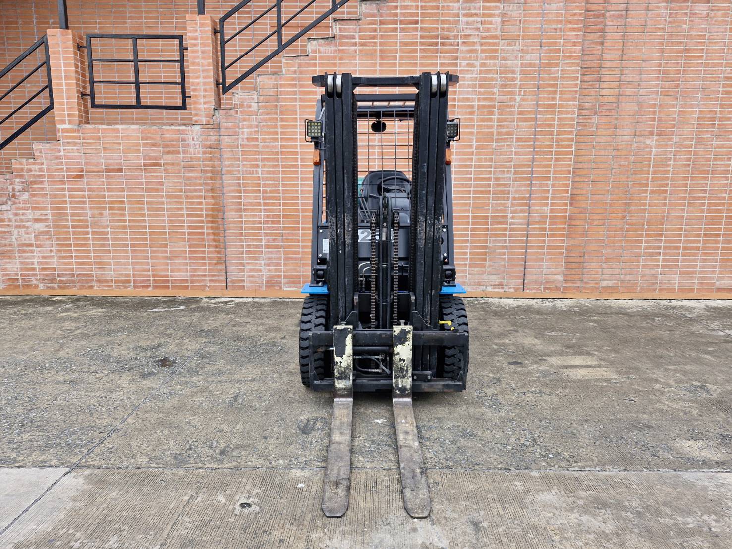 SUMITOMO FORKLIFT COUNTER 11FT25PAXIII-AT-TF4545, LPG, 2.5