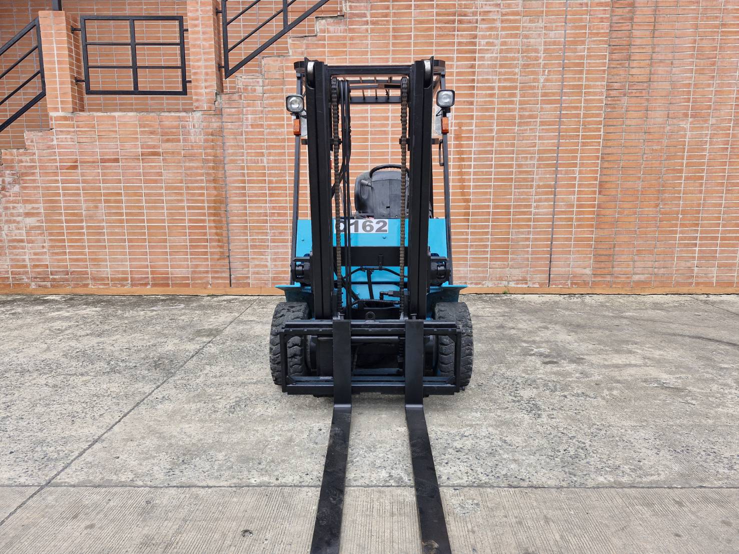 SHINKO FORKLIFT COUNTER 8FB25PX-V300, ELECTRIC, 2.5