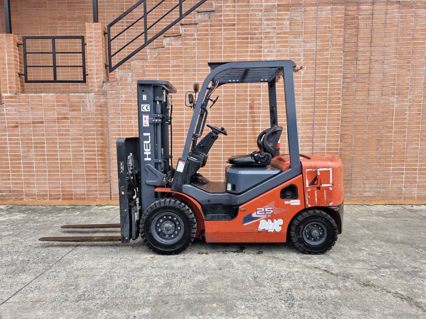 HELI FORKLIFT COUNTER CPCD25-M3H-ZM300, DIESEL, 2.5