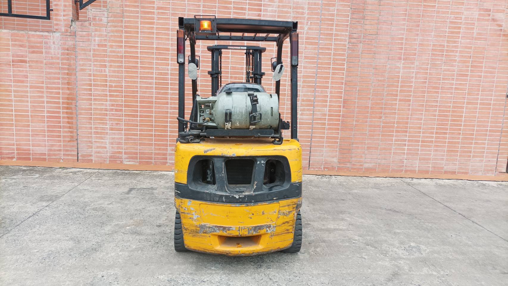 YALE FORKLIFT COUNTER GTP20AK-V300, LPG, 2.0