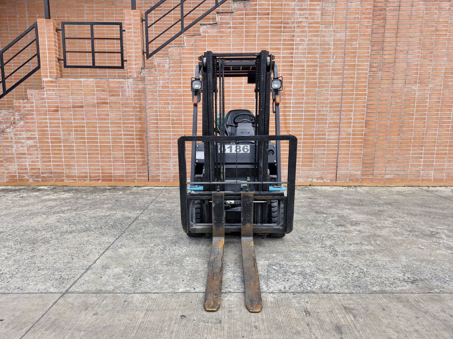 SUMITOMO FORKLIFT COUNTER 03FL20PAXIII-ALE-V300, LPG, 2.0