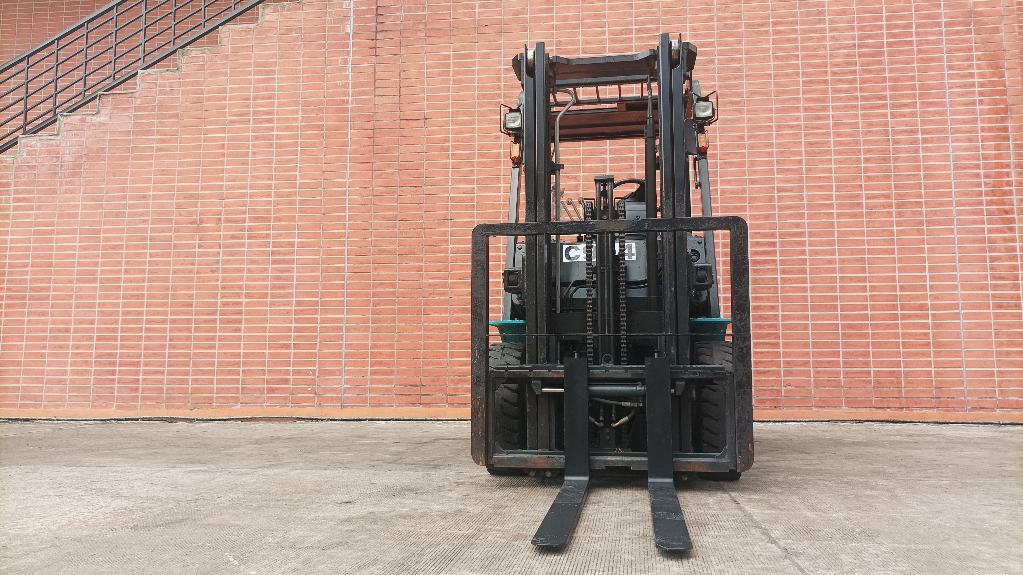 SUMITOMO FORKLIFT COUNTER 8FB20PXIII-VF300, ELECTRIC, 2.0