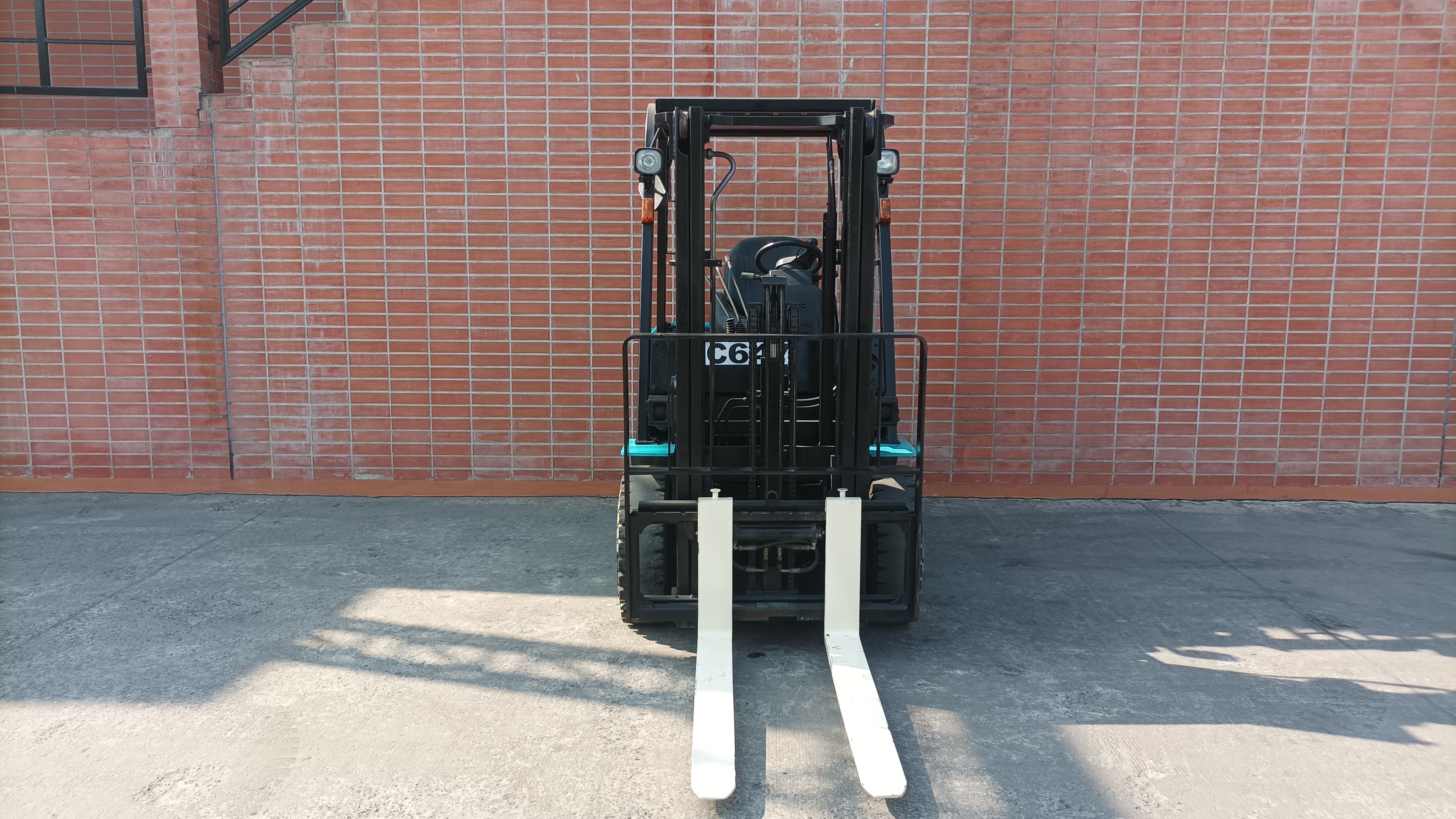 SUMITOMO FORKLIFT COUNTER 8FB20PXIII-VF300S, ELECTRIC, 2.0