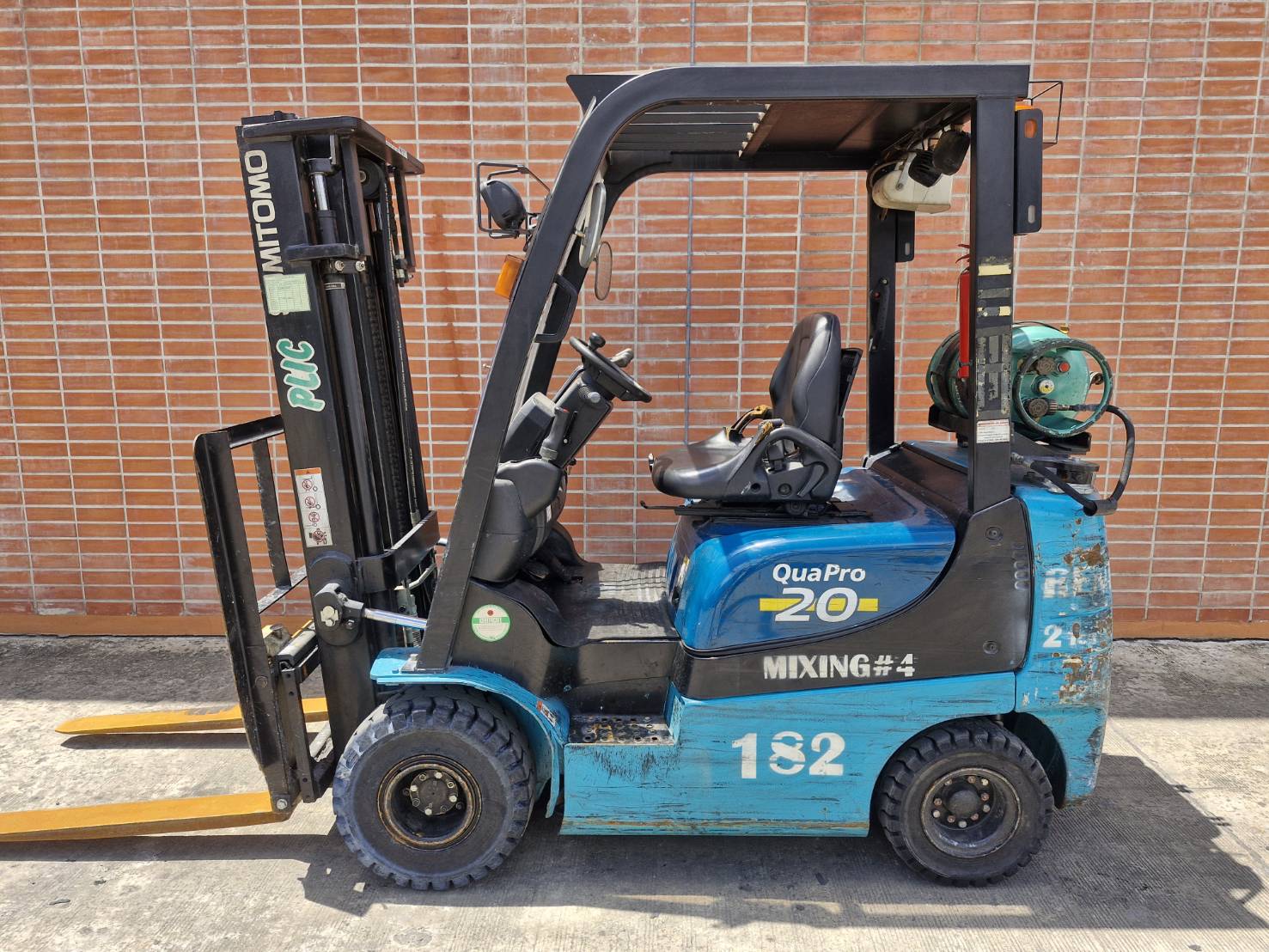 SUMITOMO FORKLIFT COUNTER 03FL20PAXIII-ALE-V300, LPG, 2.0