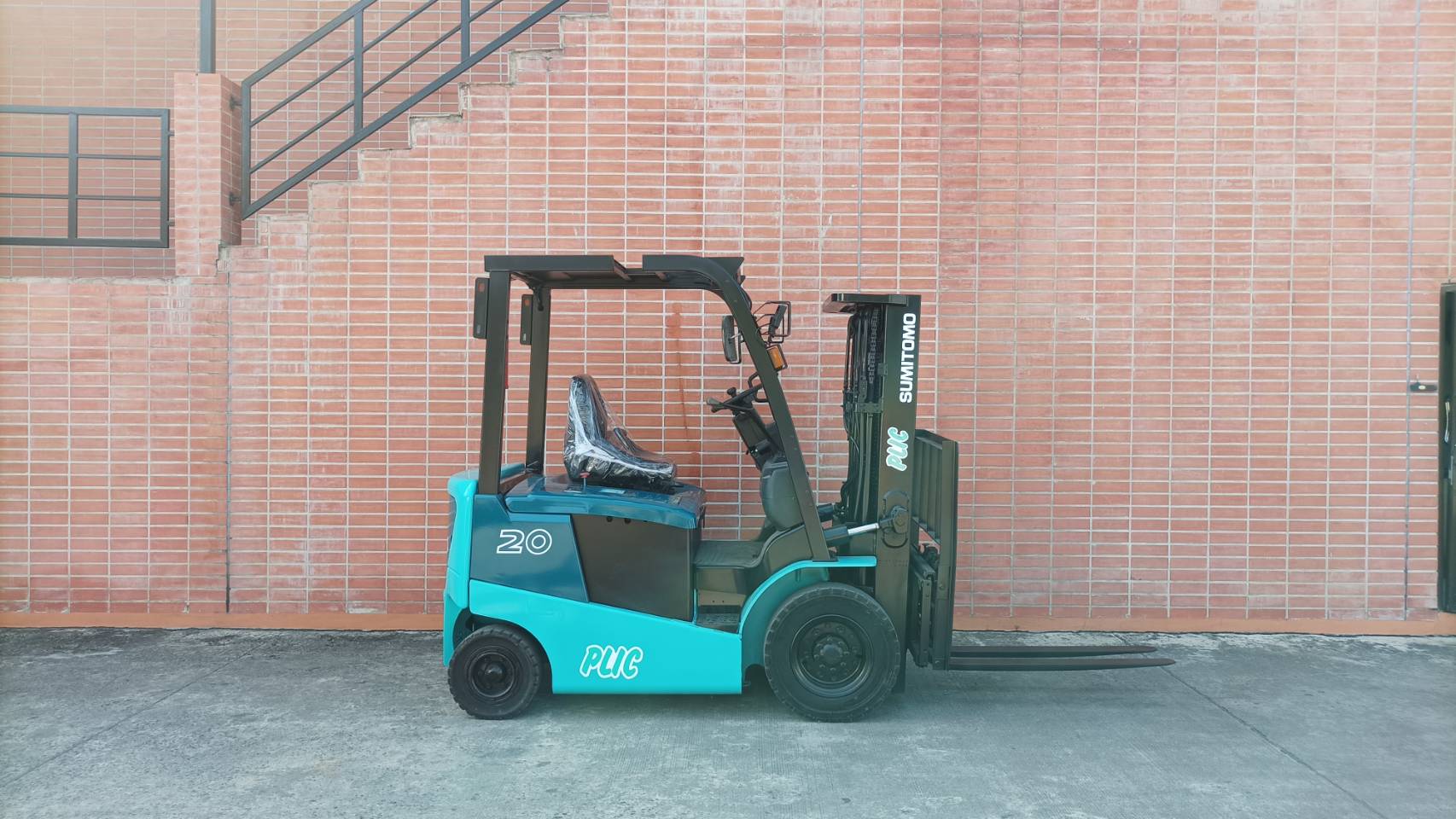 SUMITOMO FORKLIFT COUNTER 8FB20PXIII-TF400, ELECTRIC, 2.0