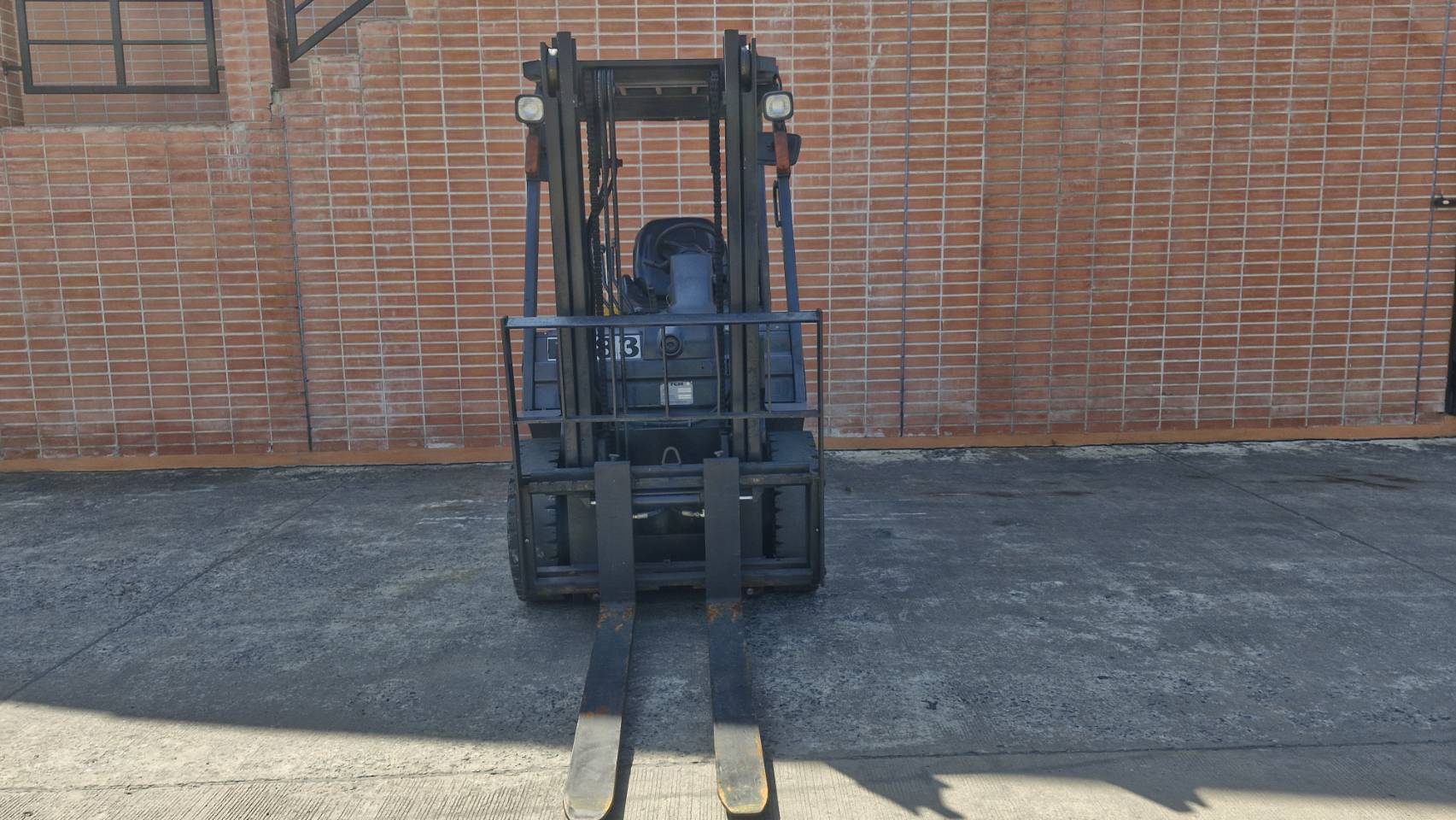 TCM FORKLIFT COUNTER FD25T3Z-VM300, DIESEL, 2.5