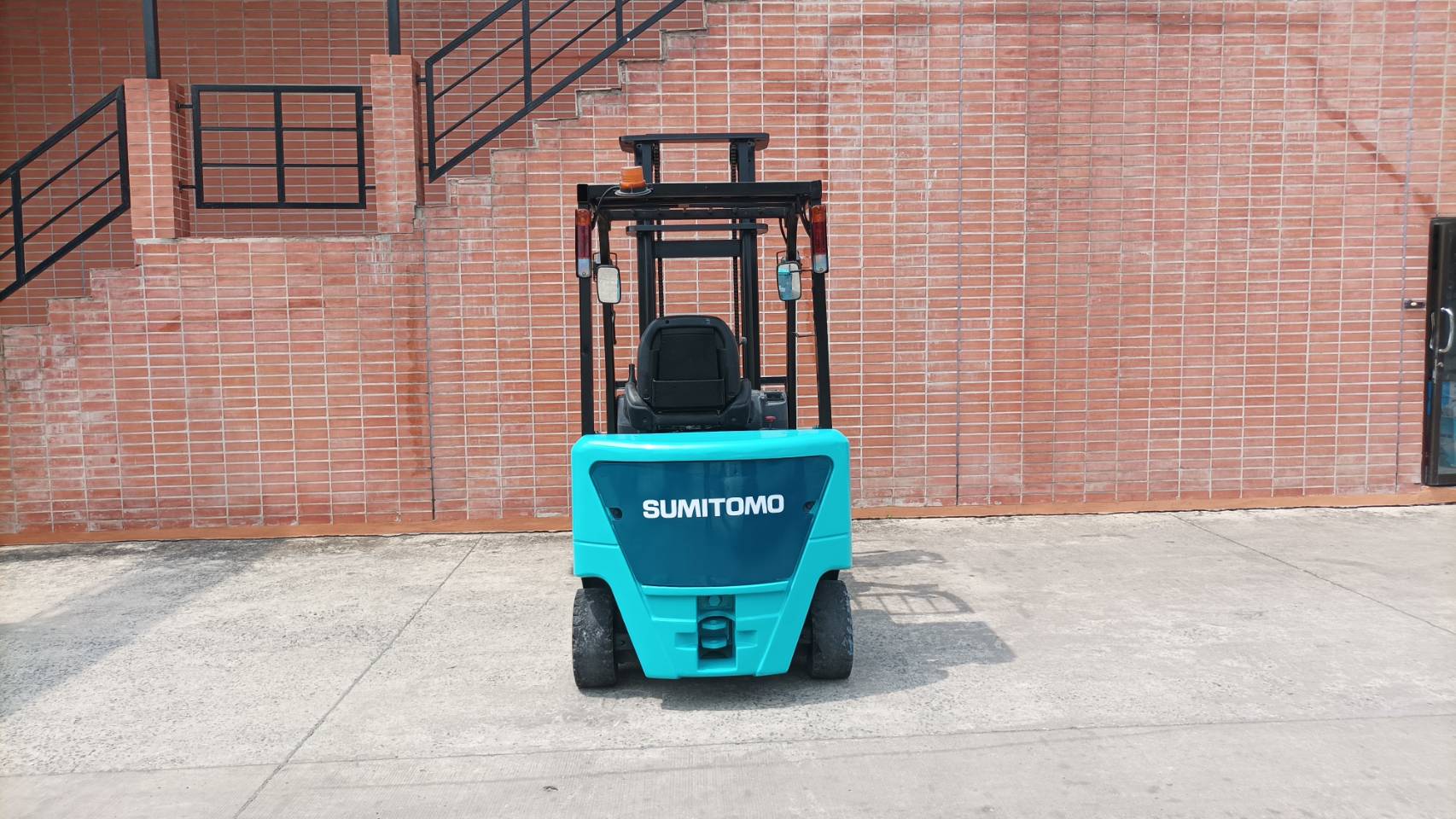 SUMITOMO FORKLIFT COUNTER 8FB25PXIII-V400, ELECTRIC, 2.5